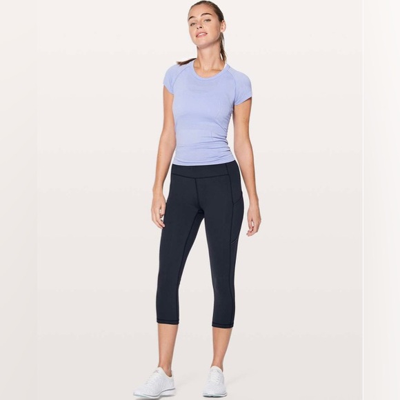 NWT! LULULEMON Speed Up Crop! - Picture 1 of 10